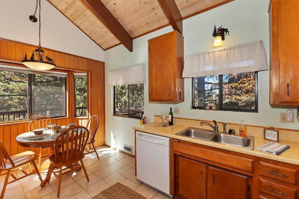Everwood Serenity Treehouse Ontrail Head/Sledding Villa Big Bear Lake Exterior foto